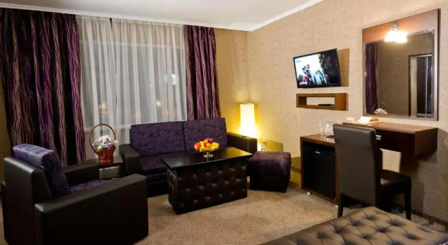 Полулюкс Spa Hotel Spartak