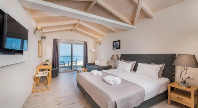 Номер Superior Crystal Beach Hotel