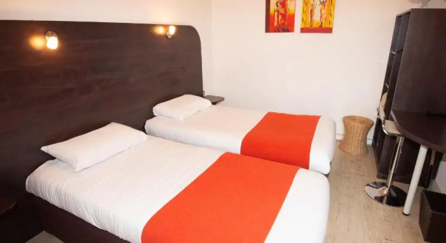 Двухместный номер Standard Citôtel les Eleis