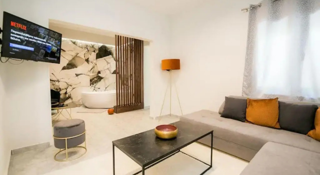 *Magnifique* New House - Full Comfort!, Book Hotel Volos 
