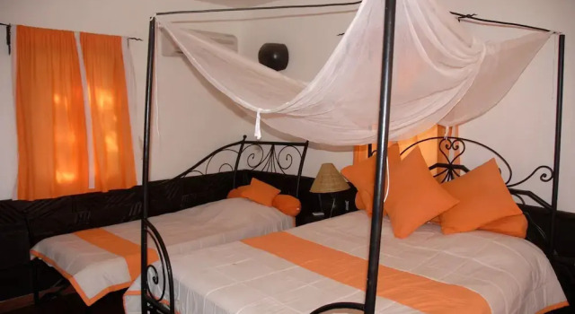 Трёхместный номер Standard Hôtel Les Cordons Bleus