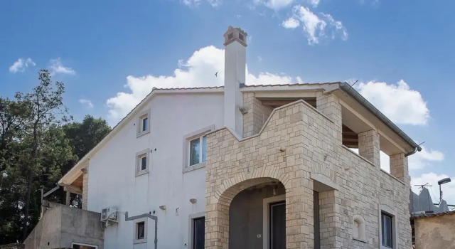 Amazing Apartment in Rovinjsko Selo With Wifi