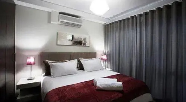 Manhattan Suites & Conference