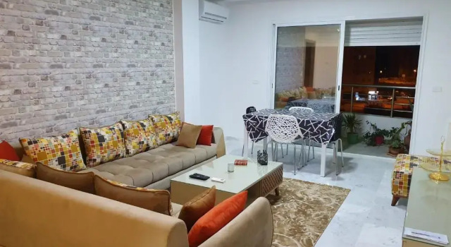Luxury and Splendid 2 Bedrooms Apartment in Jardin De Carthage Tunis