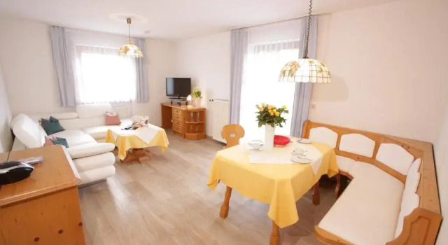 Апартаменты Wellness & Landhotel Prinz- Wellness & Romantik