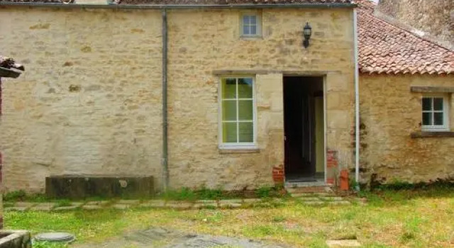 Holiday Home La Boucherie, Забронировать Отель Ла-Каер-Сен-Илер 