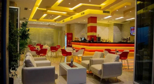 Elysium Hotel, Book Hotel Hoteller i Himarë med pool, Swimmingpool
