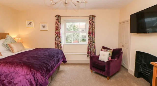 Town Farm, Darlington, Varaa Hotelli  