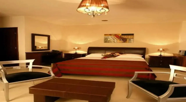 Epavlis Meteora Suites Hotel, Prenota Hotel Kalambaka Tessaglia