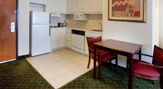 Люкс Moncks Corner Inn