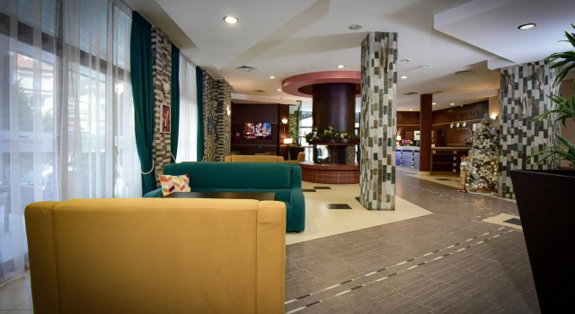 Hotel Rodopski Dom, Buchen Sie Hotel Business-Hotels in Rhodopen, 4* 5*