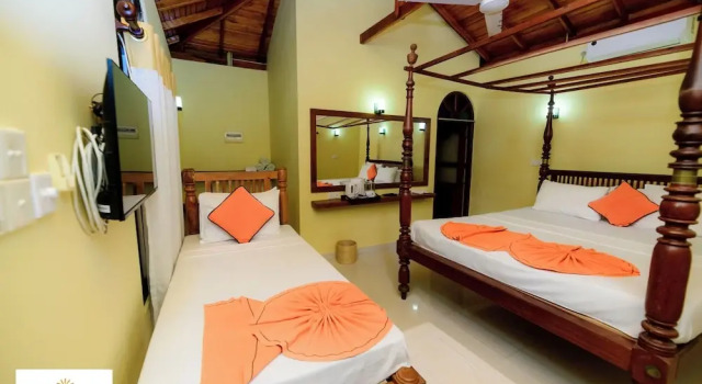 Коттедж Deluxe Royal Beach Hotel Hikkaduwa