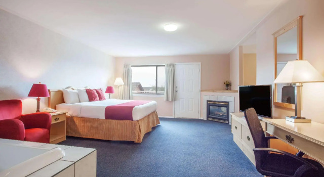 Двухместный люкс Ramada Limited 100 Mile House