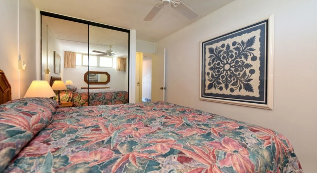 Kahana Reef 414 by RedAwning