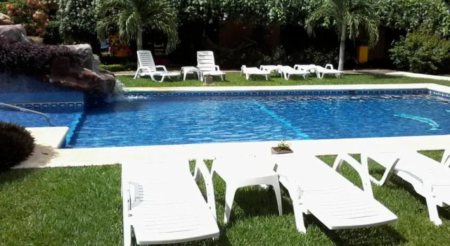 Apartments-Villas Playa Potrero 1, Забронировать Апартаменты/квартира Потреро Гуанакасте