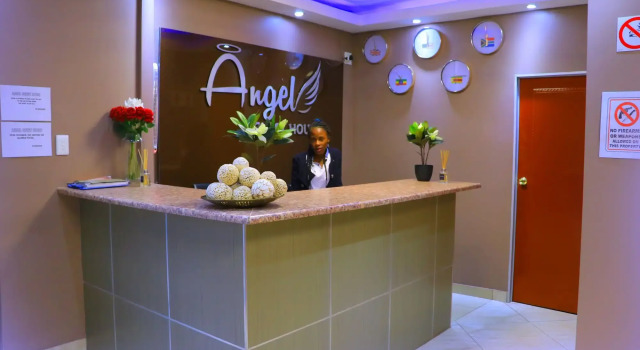 Angel Guest House, Забронировать Гостевой дом Сэндтон , рядом с Стадион «Эллис Парк»