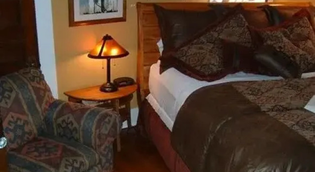 The Hale House Inn, Book Hotel 3-stjernede hoteller i Jefferson, 3*