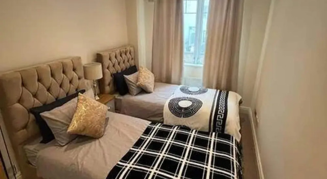 3-bed Central Apartment - Sleeps 8 & Free Parking, Забронировать Апартаменты/квартира Апартаменты Лондона, рядом с EMI House, Апартаменты/квартира