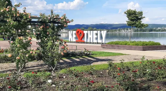Апартаменты с 3 комнатами Pelso Apartmanház
