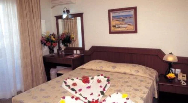 Lonicera Garden Hotel (ex. Lonicera Kosdere)