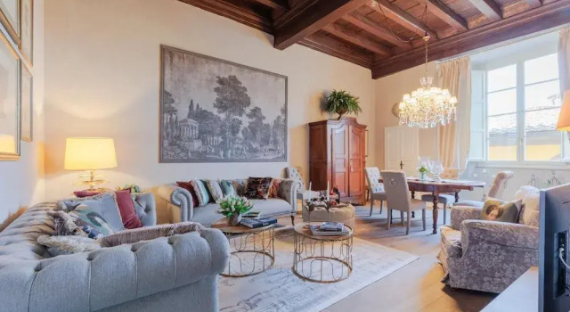 Апартаменты Casa Pitt in Lucca With 3 Bedrooms and 2 Bathrooms