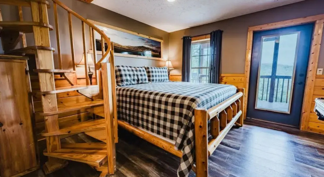 Ain't No Mountain High Enough 1 Bedroom Cabin by RedAwning