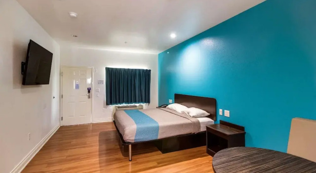 Номер Business Motel 6-Houston, TX - North