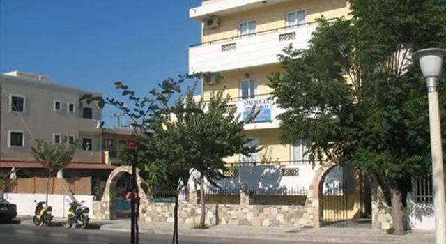 Stavroula Apartments
