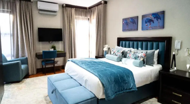 Номер Executive One O Eight Boutique Hotel