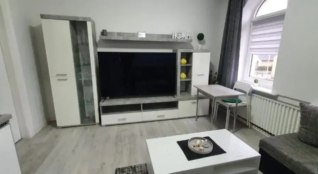 Haus Leonora 3, Забронировать Отель Куксхафен 
