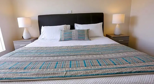 Двухместный люкс Seven Pines Motor Inn