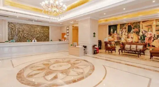 Vienna 3 Best Hotel (Dongguan HSBC International), Boek Hotel Hotels in Guangdong met parkeren, Parkeren