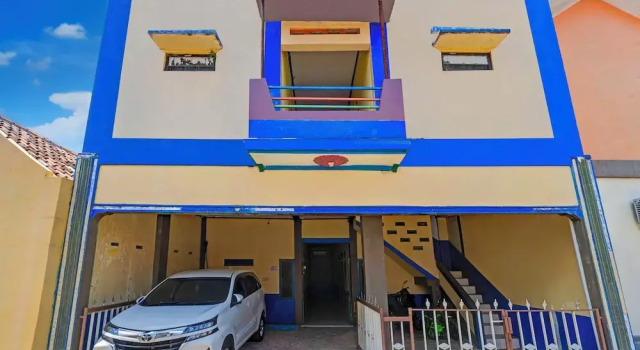SPOT ON 93622 Wisma Dua Putra Syariah, Prenota Hotel Majalengka West Java