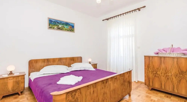 Awesome Home in Bregi With Wifi and 2 Bedrooms