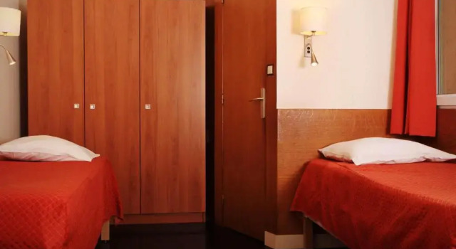 Четырёхместный номер Standard Hôtel Marignan
