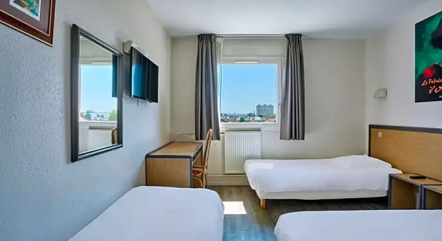 Номер Standard Kyriad Joinville-Le-Pont