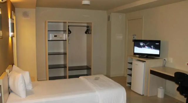 Двухместный номер Classic Master Curitiba Hotel - 1,6 km do Estádio Couto Pereira - Show