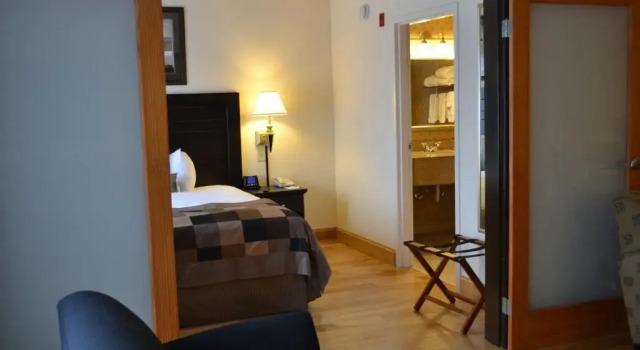 Люкс Fairfield by Marriott Inn & Suites LaGrange