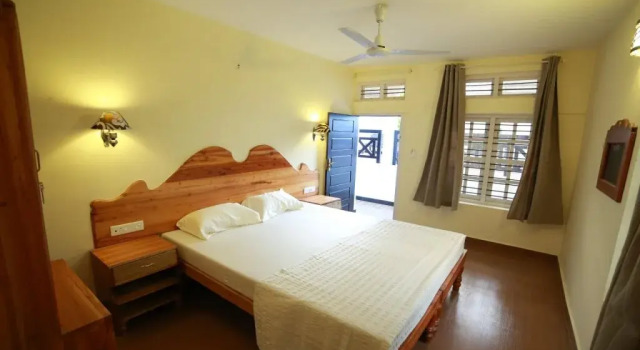 Makam Residency