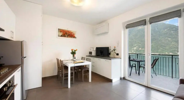 Appartamento 5 Il Tornante, Book Apartment Hotels in Como with a Pool, Swimming Pool