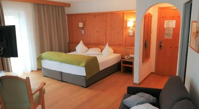 Двухместный номер Standard с балконом Hotel Enzian