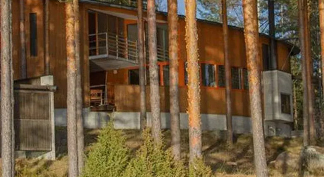 Holiday Home Huvila hiljaisuus, Забронировать Дом для отпуска Отели Коувола с парковкой, Парковка