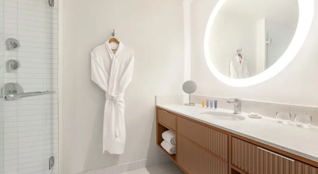 Номер Standard Lake Nona Wave Hotel
