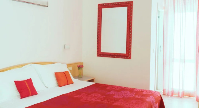 Трёхместный номер Standard с балконом Albergo Punta de lEst