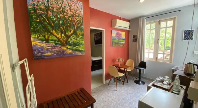 Семейный номер Standard с балконом The Journey House Lifestyle Boutique Hotel
