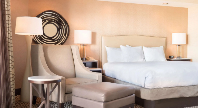 Hilton Phoenix Airport, Забронировать Отель Саут-Маунтин Финикс