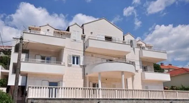 Apartments Villa Perla, Забронировать Апартаменты/квартира Отели Дубровника с парковкой, рядом с Пляж Корал, Парковка