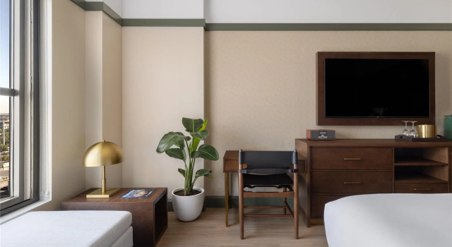 Двухместный номер Standard The Printing House Hotel, Tapestry Collection By Hilton