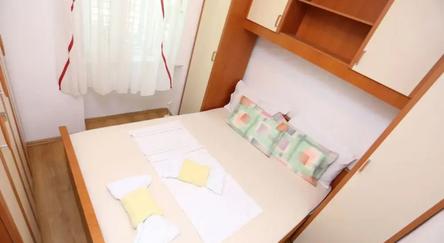 Apartment Noel 1, Prenota Appartamento Splitska 