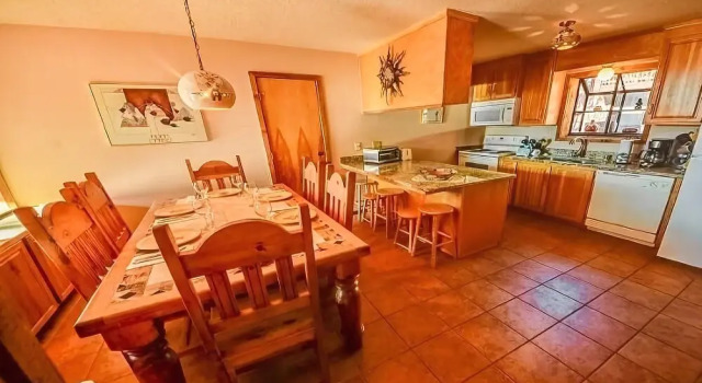 The Lifts #a-2 - 2 Bedroom Plus Loft 3 Bedrooms 3 Bathrooms Condo